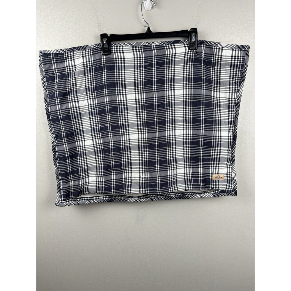 ONE UGG Plaid Sherpa Standard Pillowcase Soft Cozy Rustic Lodge Blue White Plaid
